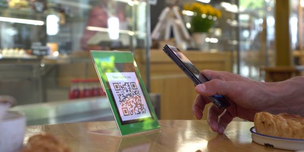 contactless-tech-hotels