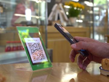 contactless-tech-hotels