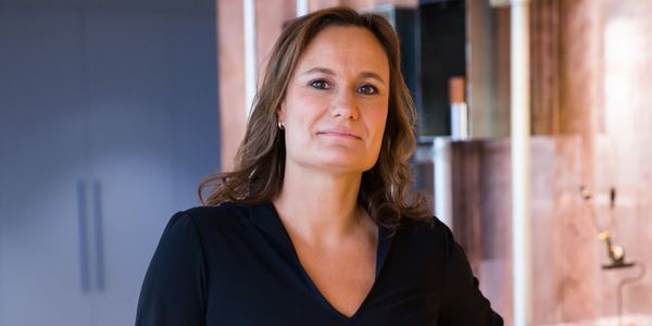 Booking.com CEO Gillian Tans moves aside, Glenn Fogel steps in