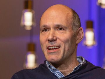 Expedia Group names Peter Kern as new CEO, lands $3B financing package